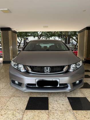 HONDA CIVIC 2.0 LXR 16V FLEX 4P AUTOMÁTICO HONDA CIVIC 2.0 LXR 16V FLEX 4P AUTOMÁTICO